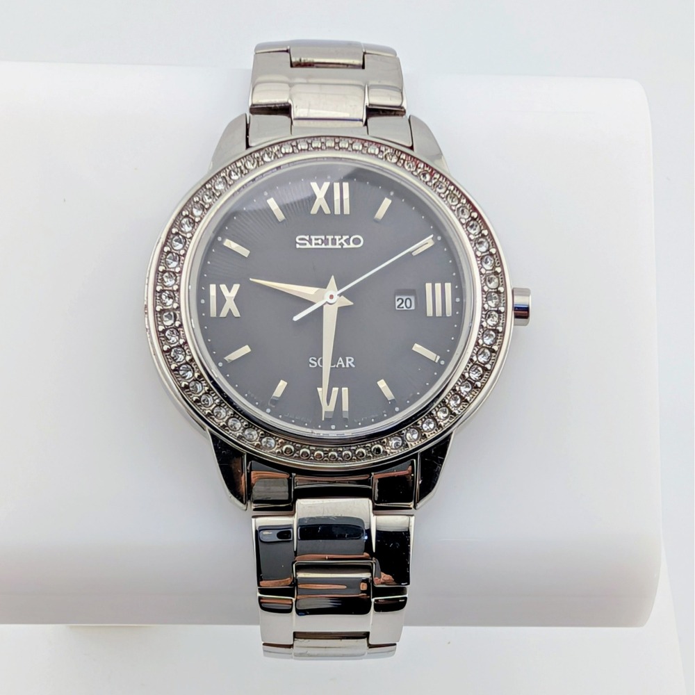 Seiko Recraft Solar V137-0BS0 Swarovski Crystal Bezel Sapphire Black Dial Watch